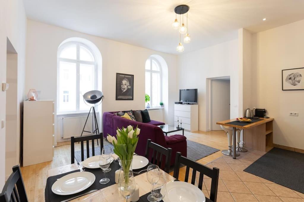 Center of Vienna Stephansplatz&Schoenbrunn Palace Appartement Buitenkant foto